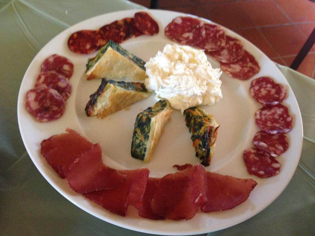 Agriturismo Ristorante Albachiara Villa Carpeneto Eksteriør billede